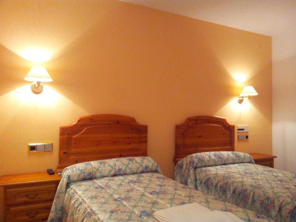 Hostal Casa Ramón Quintanar de la Sierra Quarto foto